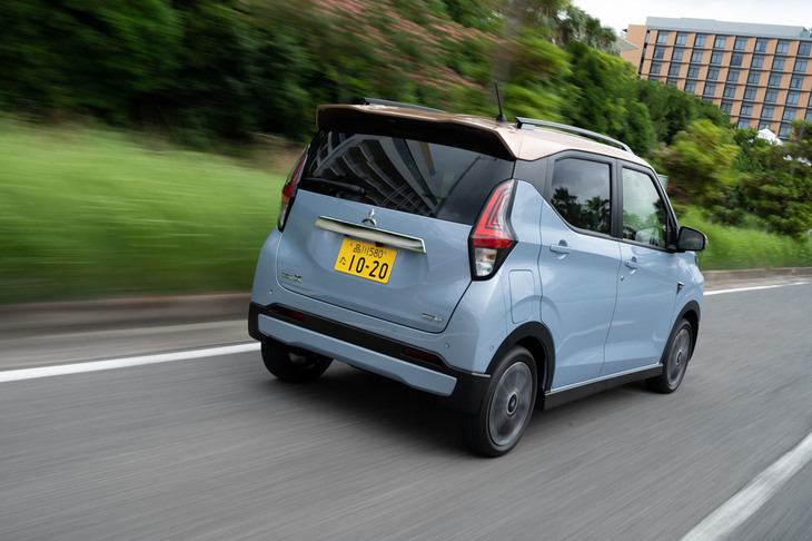 「10年待っていた！」という「i-MiEV」からの買い替えオーナーも多いという「eKクロスEV」。日産の兄弟車ともども、軽EVの起爆剤となるか、要注目である。