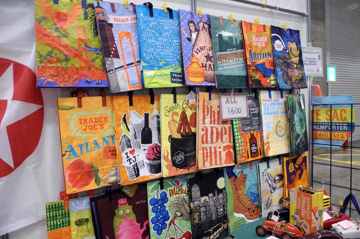 OTオートモビリアのブース。