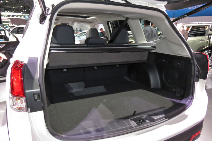 スバル・フォレスター スポーツ（ラゲッジスペース）