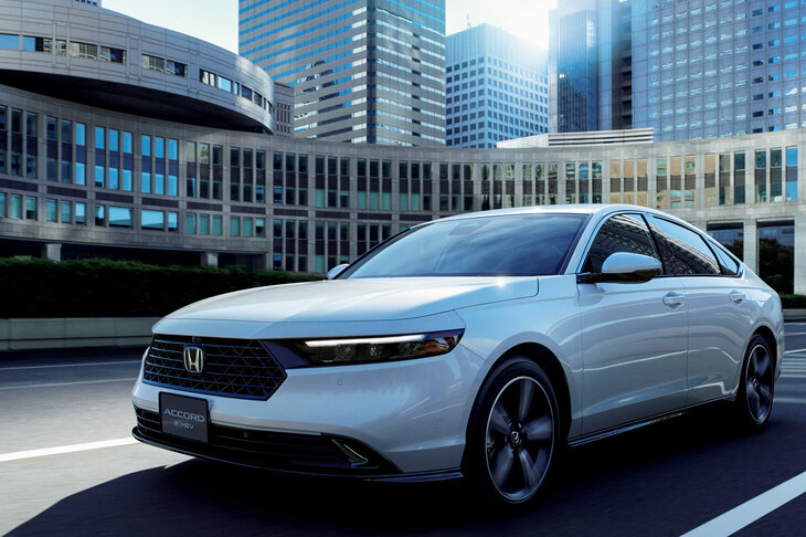 11代目となる新型「ホンダ・アコード」。2022年11月の世界初公開、2023年9月の日本導入発表＆先行公開を経て、2024年3月に、ようやく日本での販売が開始された。