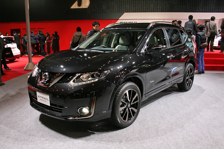 エクストレイル モード・プレミア ハイブリッド