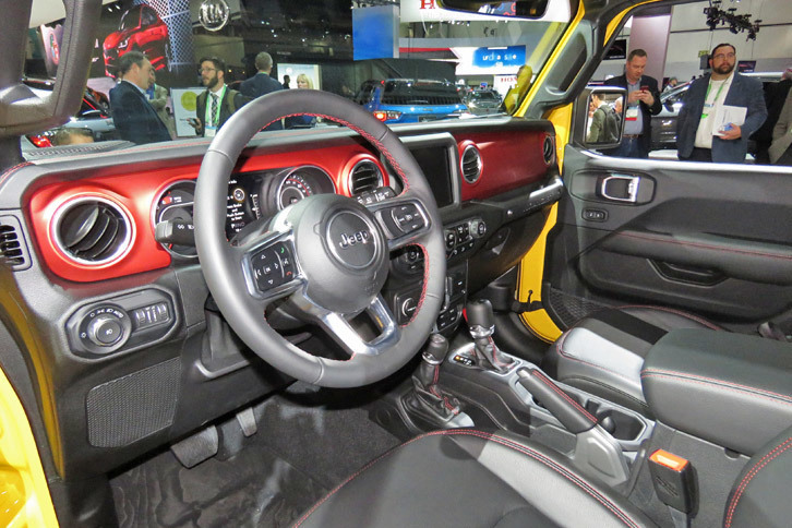 ジープ・ラングラー アンリミテッド ルビコン（インテリア）