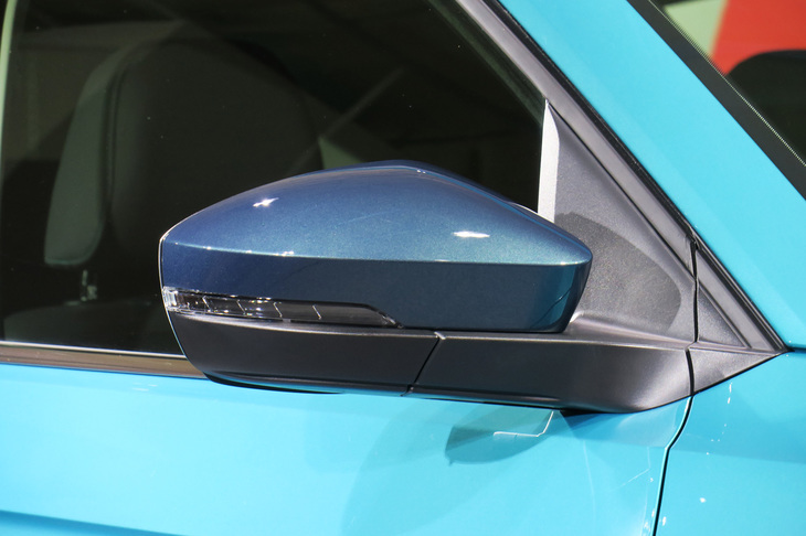 フォルクスワーゲンTクロスTSI 1stプラス（ドアミラー）