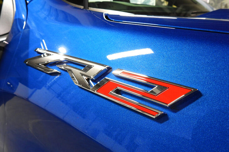 シボレー・シルバラードZR2（「ZR2」バッジ）