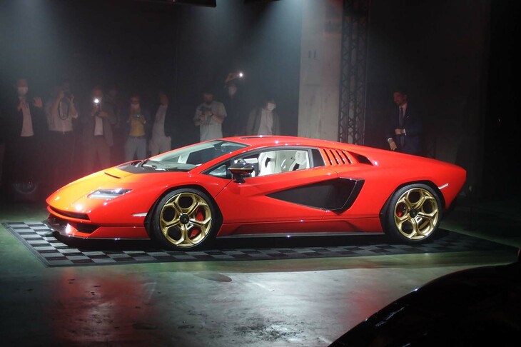 ランボルギーニ・カウンタックLPI800-4