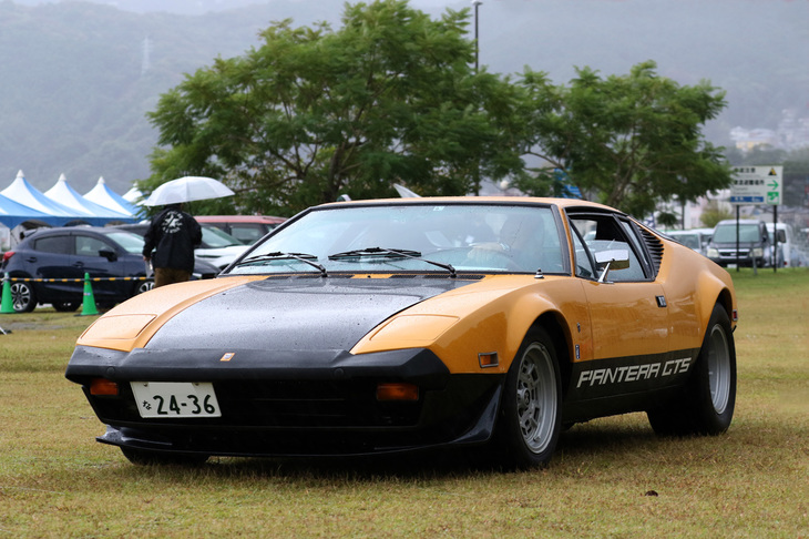 「デ・トマソ・パンテーラGTS」。ギア（トム・ジャーダ）がデザインしたボディーにフォード製5.8リッターV8 OHVエンジンをミドシップした、イタリアとアメリカのハイブリッドスーパースポーツ。