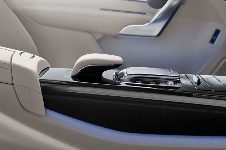 メルセデス・ベンツAクラス セダン（インテリア）