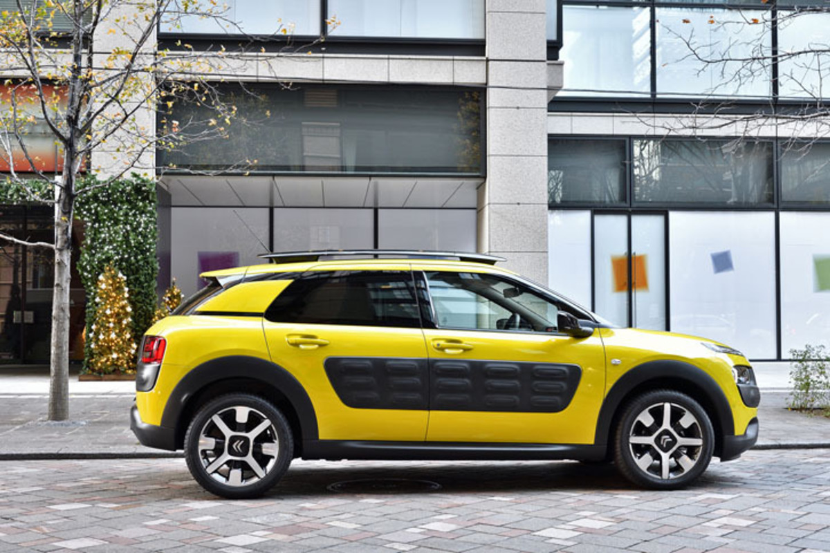 シトロエンc4カクタス Ff 5at 試乗記 21世紀の2cv Webcg