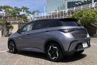 2023年9月20日に発売されたEV「BYDドルフィン」。日本ではバッテリー容量が44.9kWhの「ドルフィン」と、58.56kWhの「ドルフィン ロングレンジ」の2種類をラインナップしている。今回は前者に試乗した。