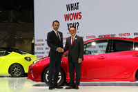 トヨタブースのサプライズはこの人【東京モーターショー2015】