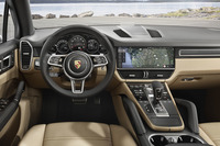 ポルシェが3代目となる新型「カイエン」を世界初公開の画像