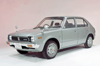 1973年に「シビック」に追加されたCVCCエンジン搭載車。米マスキー法の厳しい排出ガス基準をクリアし、世界中を驚かせた。