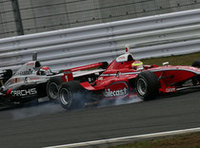 松田とオリベイラの攻防が何度となく続いた。結果、松田が2位。