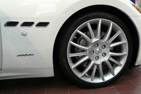 「マセラティ・グラントゥーリズモS」にトルコンAT版が追加の画像