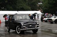 
	出展車両のうち、四輪ではいちばん古いのがこの「1956年式トヨペット・クラウン・デラックス（RSD型）」。1.5リッターエンジンを搭載した、当時の国産最高級車だが、全高を除くサイズは現行カローラよりコンパクト。
	 