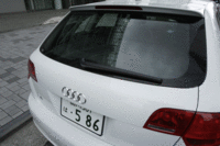 写真をクリックするとシートが倒れるさまが見られます。