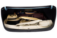 トランク容量は504リッターとグッとアップ。お父さんのゴルフにも安心。