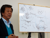 これが伝説のホワイトボード説法!!