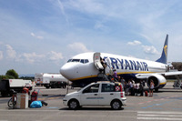 ピサ空港で働く2代目「フィアット・パンダ」。