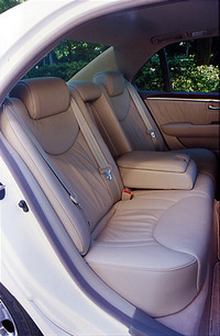 トヨタ・セルシオB仕様eRバージョン(5AT)【ブリーフテスト】の画像