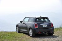 MINIクーパーS（FF/6MT）【試乗記】の画像