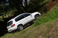 オンロード性能とスタイルを重視する「スポーツ＆スタイル」仕様は、200psを発生する2リッターTSIユニットを搭載して、来年半ばに登場する予定。