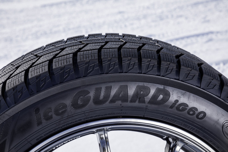 「アイスガード6 iG60」のサイドウオールデザイン。凹み文字で表示されているロゴは、デザイン的にこだわった部分だという。