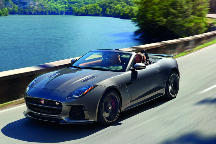 「Fタイプ SVR コンバーチブル」