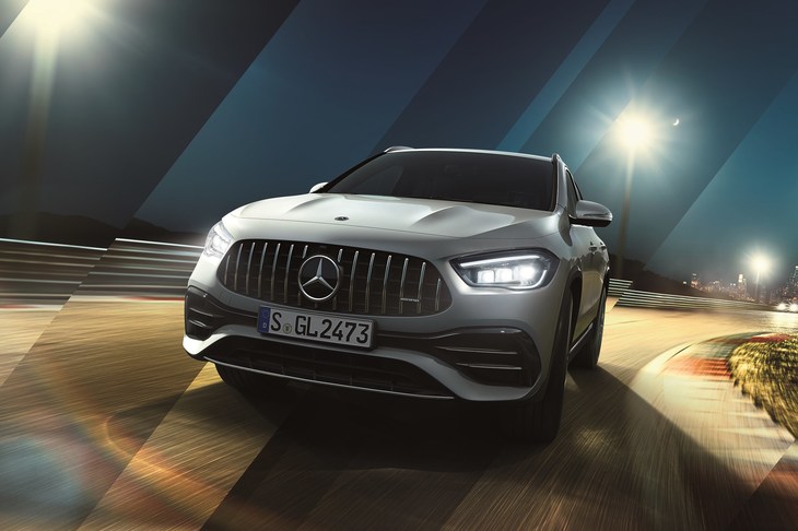 メルセデスAMG GLA45 S 4MATIC＋