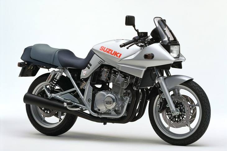 1992年に登場した「GSX400Sカタナ」。