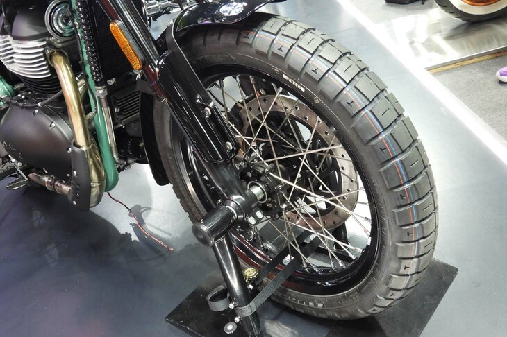 ロイヤルエンフィールド・ベア650