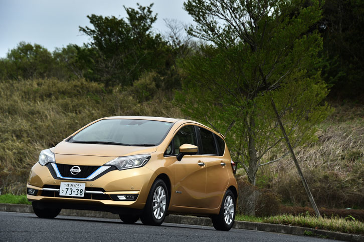 日産ノートe-POWER メダリスト