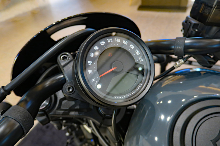 ハーレーダビッドソン・ナイトスター（メーター）