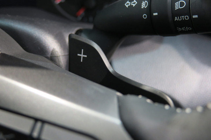 トヨタGRヤリスRS（シフトパドル）