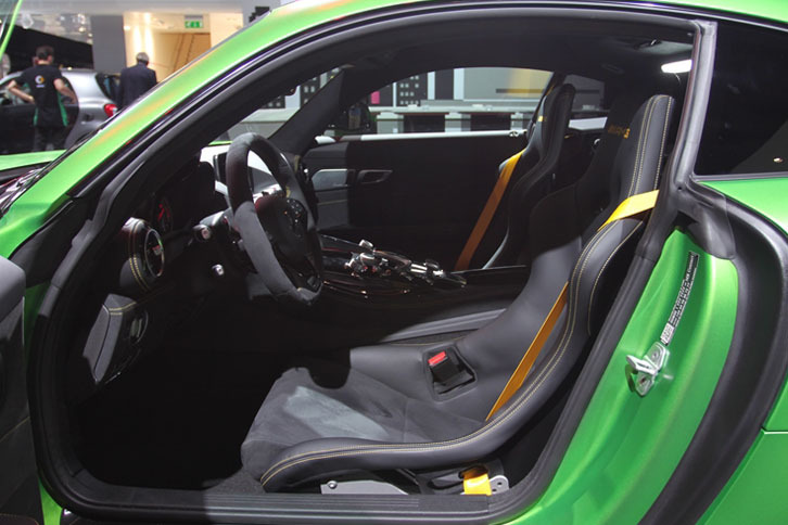 メルセデスAMG GT R（インテリア）