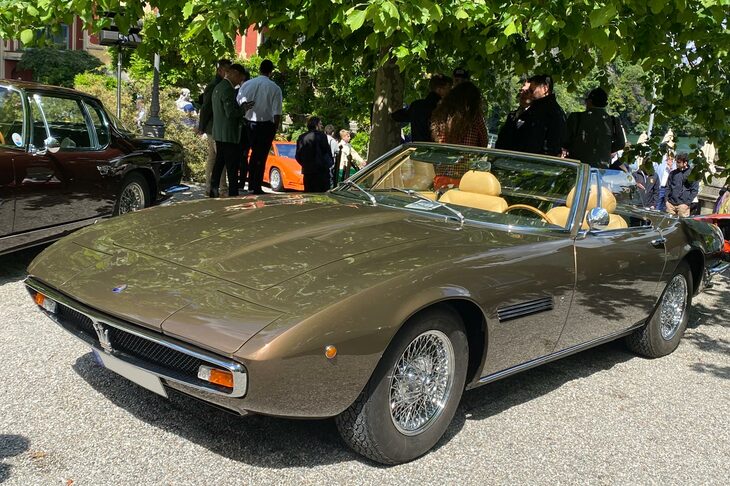 カロッツェリア・ギアのスパイダーボディーをまとった1970年「ギブリ」。