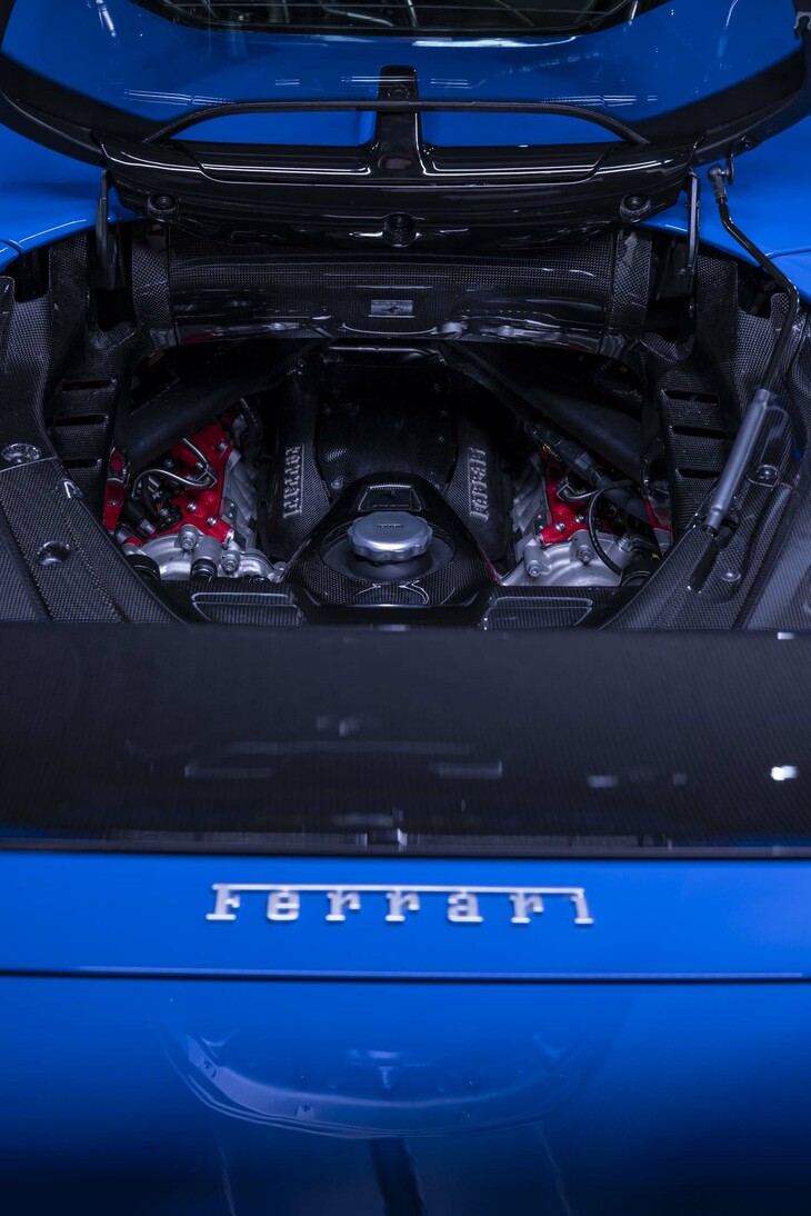 フェラーリSF90 XXスパイダー（エンジン）
