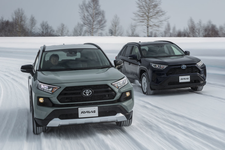 そして日本カー・オブ・ザ・イヤーの本賞を受賞したのは同じトヨタの「RAV4」。出来栄えは素晴らしいが、全幅が1.8mを大きく超えるクルマは、日本ではあまりたくさん売れないでほしい……というのが本音だ。