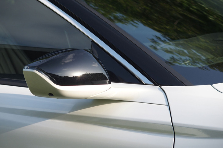 DS 4リヴォリPureTech（ドアミラー）