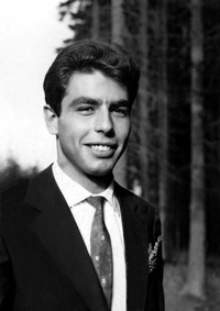 若き日のドラゴット氏。レンタカー業界に人生を賭けた。