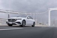 新たな技術が多数取り入れられた「スポーツマックス ラックス」。これまでダンロップで最も静かとされていた「VEURO（ビューロ）VE304」より、パターンノイズで14.9%、ロードノイズで8.8%の騒音エネルギー低減を実現しているという（タイヤサイズは245/45R18で空気圧は220kPa、2リッターエンジン搭載車で車速60km/hの状態で計測）。