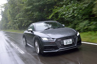 アウディTTSクーペ