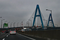 「名港トリトン」の、こちらは名港東大橋。名港西大橋との違いにご注目。