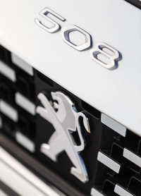 ファストバックスタイルの新型「プジョー508」が日本上陸の画像