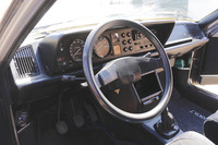 スイッチ類には、当時の「デルタ」をはじめとする他のランチア車との共用部品が多数見られる。