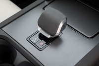 ディスカバリー・スポーツ ダイナミックHSE P300e（4WD/8AT）【試乗記】の画像