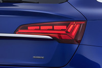 マトリクスOLEDリアライト