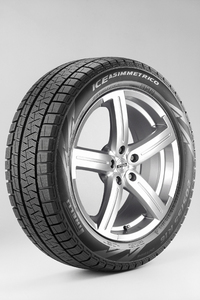 13インチから18インチまで計35サイズがラインナップされ、その中にはランフラットタイプも4サイズ含まれている。