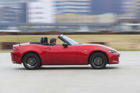 マツダ・ロードスターSスペシャルパッケージ（6MT）