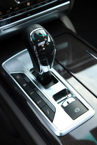 マセラティ・クアトロポルテV8（FR/8AT）【海外試乗記】の画像